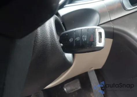 2015 Kia Optima Lx z USA, uszkodzony, nr VIN 5XXGM4A77FG507653